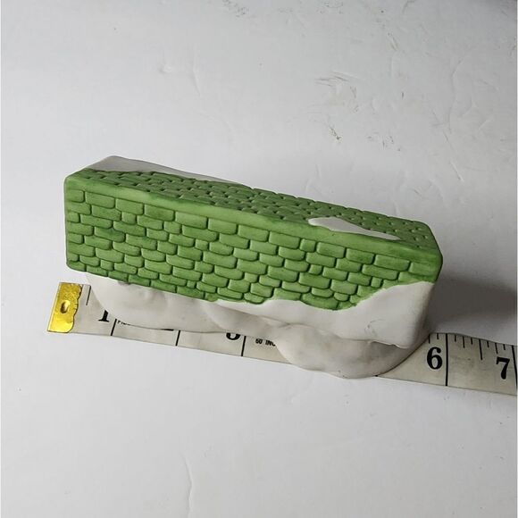 Department 56 New England Village Town Marquee Sign Heritage Village Collection  - Picture 3 of 7